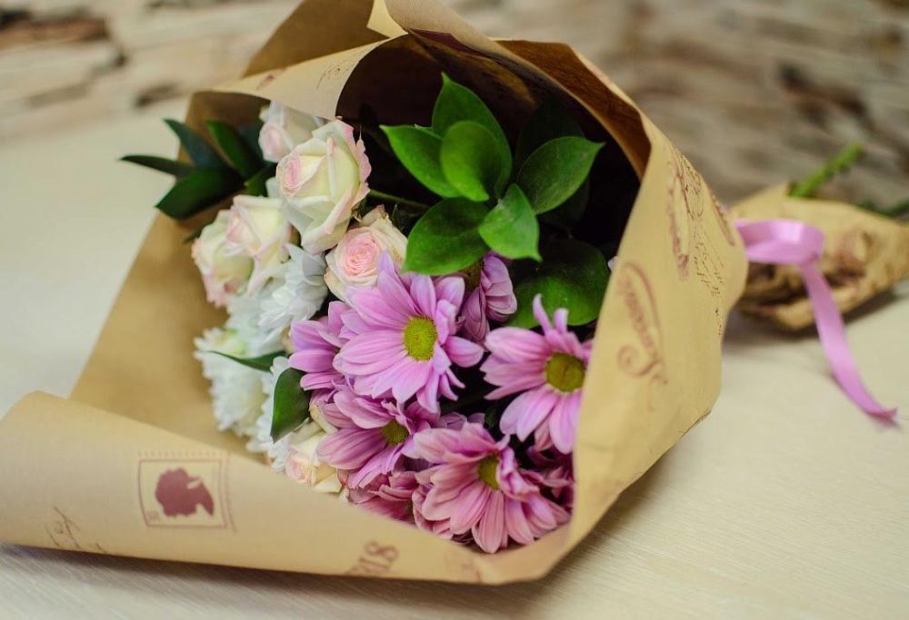 Букет цветов из: Розы и Хризантемы в Ерёминской