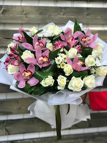 Букет цветов из: Розы и Хризантемы в Ерёминской
