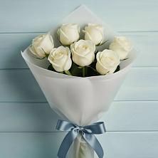 Букет 7 Белых роз Эдлесс Лав в Ерёминской
