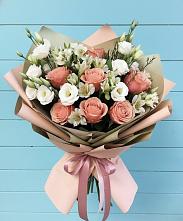 Букет цветов из:  Розы, Альстромерии и Лизиантусы в Ерёминской