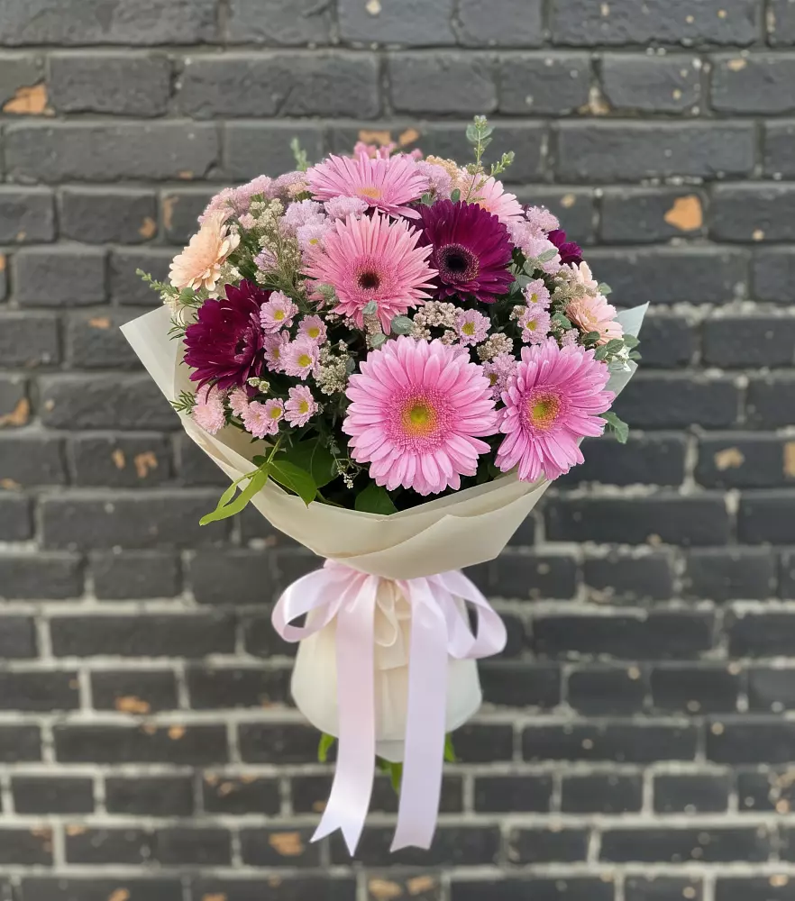 Букет цветов из: Герберы и Хризантемы в Ерёминской