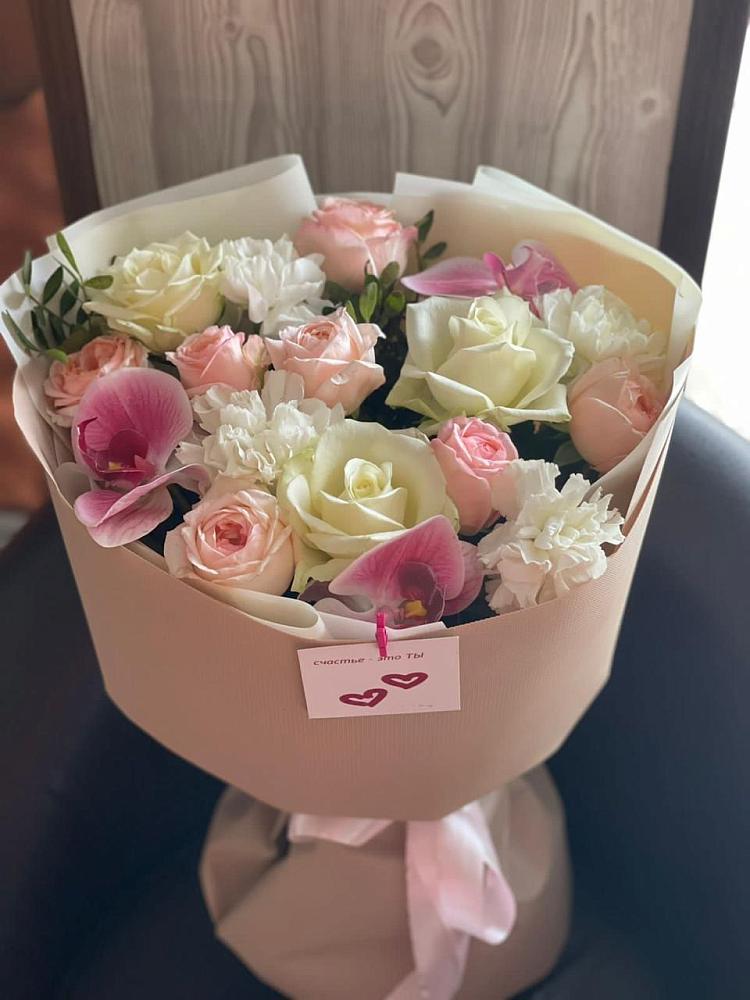 Букет цветов из: Орхидеи, Розы и Гвоздики в Ерёминской