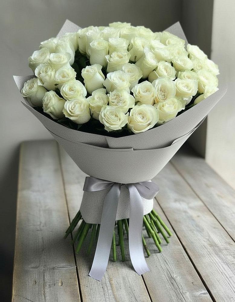 Букет 35 Белых роз в Ерёминской