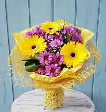 Букет цветов из:  Хризантемы и Герберы в Ерёминской