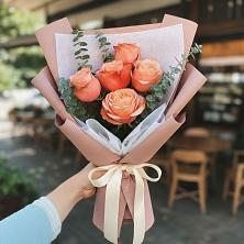 Букет цветов из:  Розы в Ерёминской