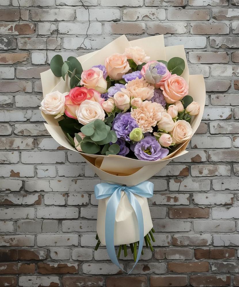 Букет цветов из: Розы, Лизиантусы и Гвоздики в Ерёминской