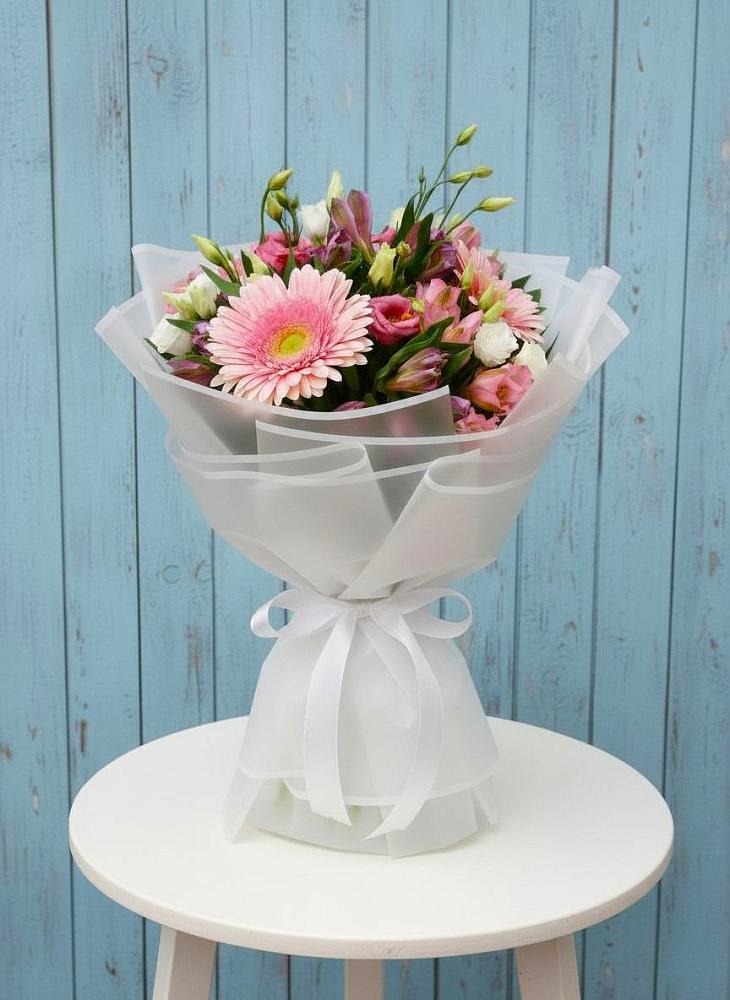 Букет цветов из: Герберы, Альстромерии и Лизиантусы в Ерёминской