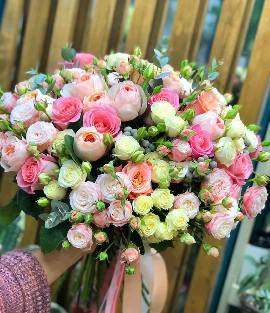 Букет цветов из: Розы в Ерёминской