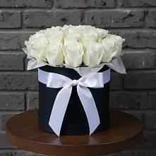 Цветочная композиция из Розы в шляпной коробке в Ерёминской